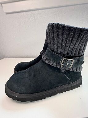 UGG Australia Cambridge Black Suede Knit Buckle Winter Boots Size 8 shearling